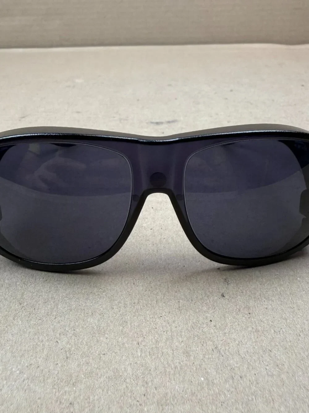 Solar Shield Over Glasses Sunglasses Major Lens Scratches